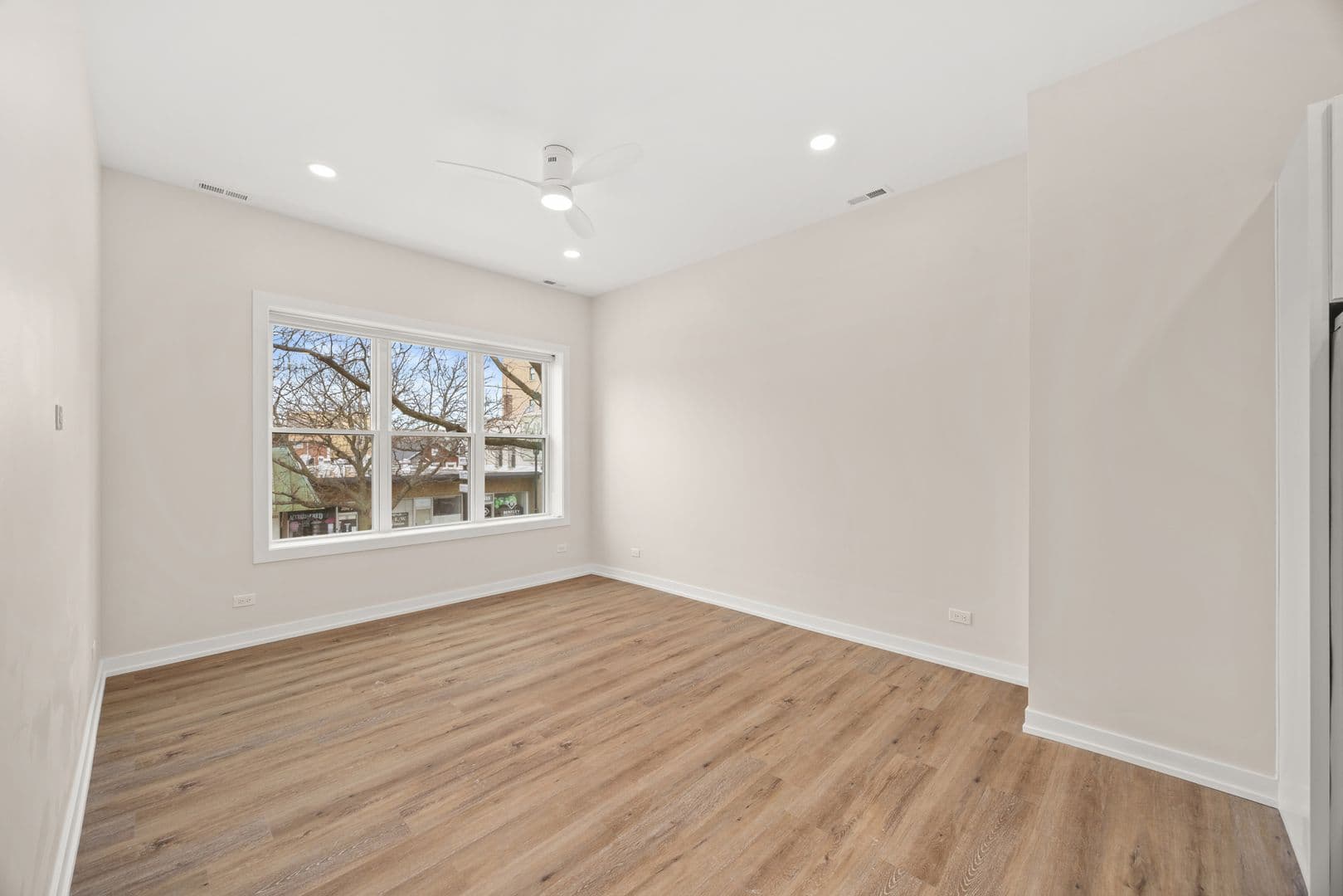 Forest Park Apartment: 7512-7522 Madison Street
