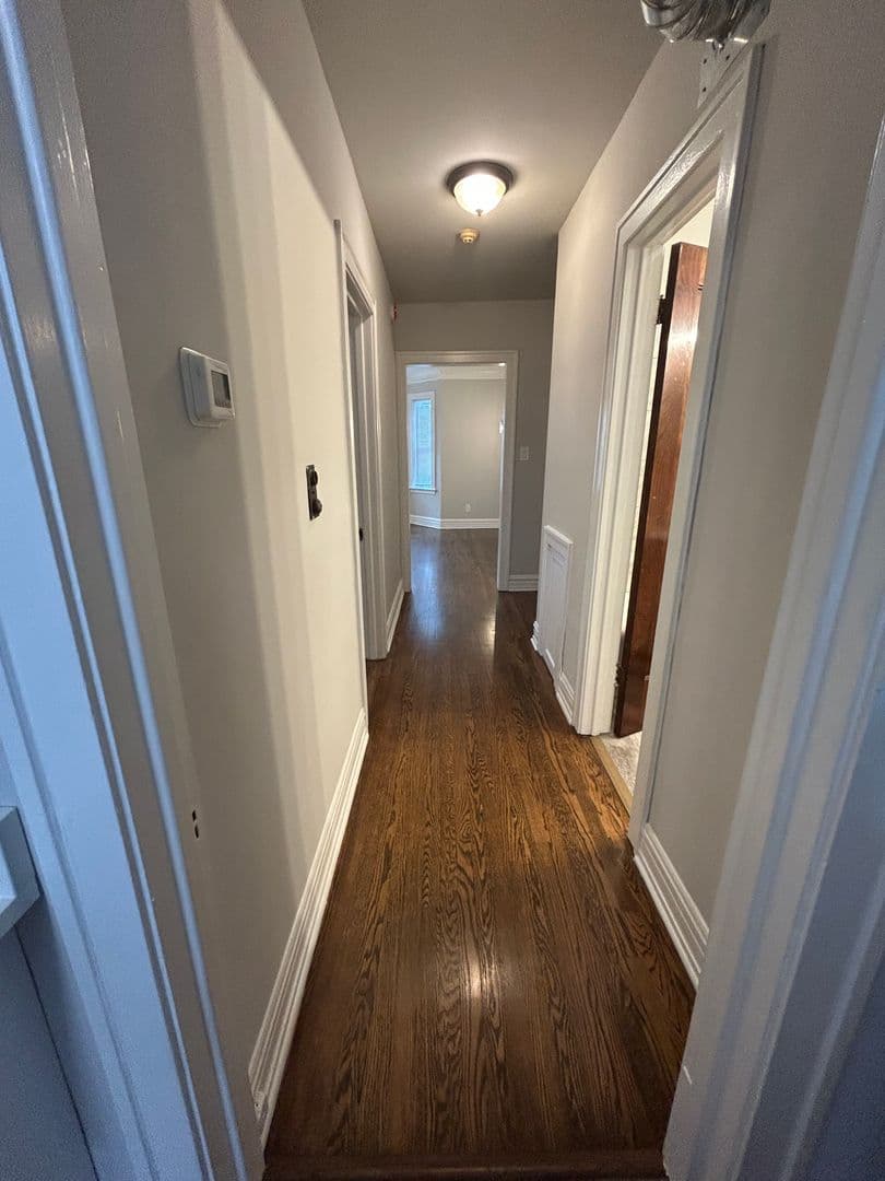 Riverside Apartment: 215-19 West Quincy Street