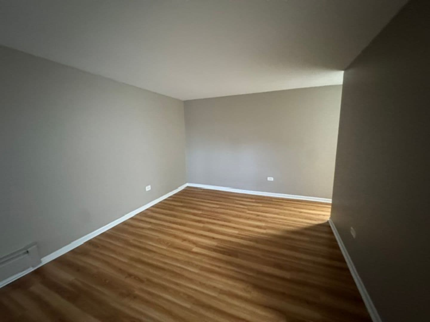 Glen Ellyn Apartment: 21 N. Main St.