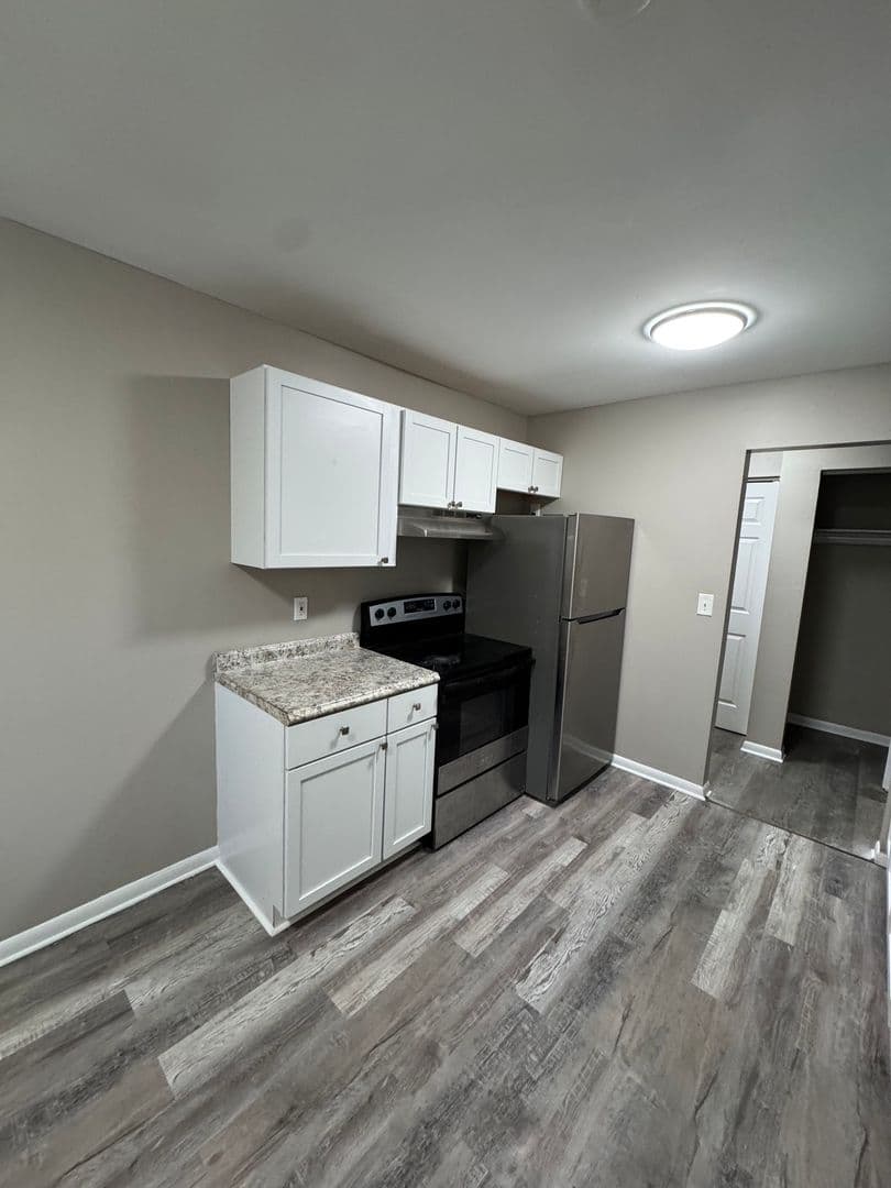 Aurora Apartment: 1603 Reckinger Road