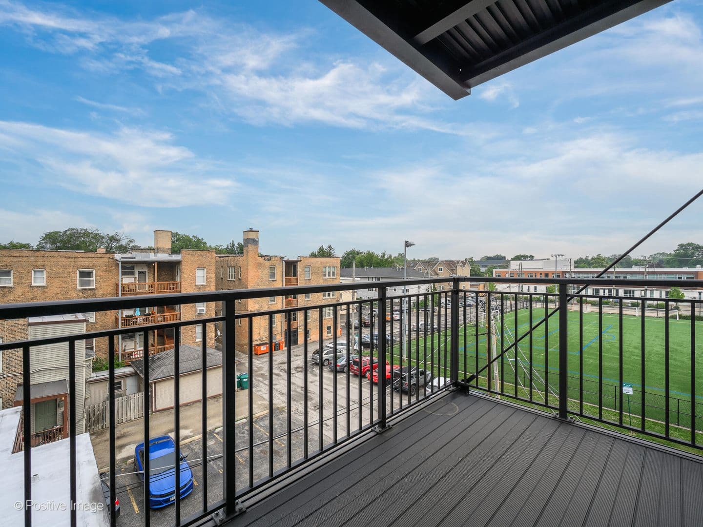 Oak Park Apartment: 261 Washington Boulevard