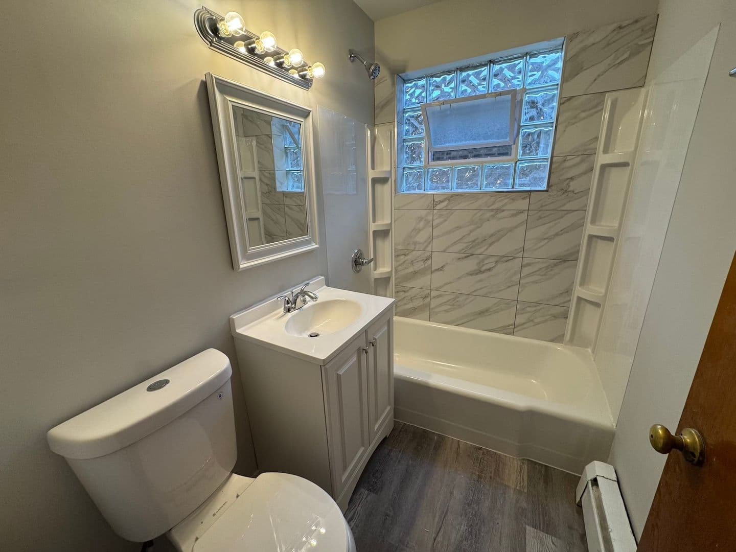 Blue Island Apartment: 2449 West 119th Street