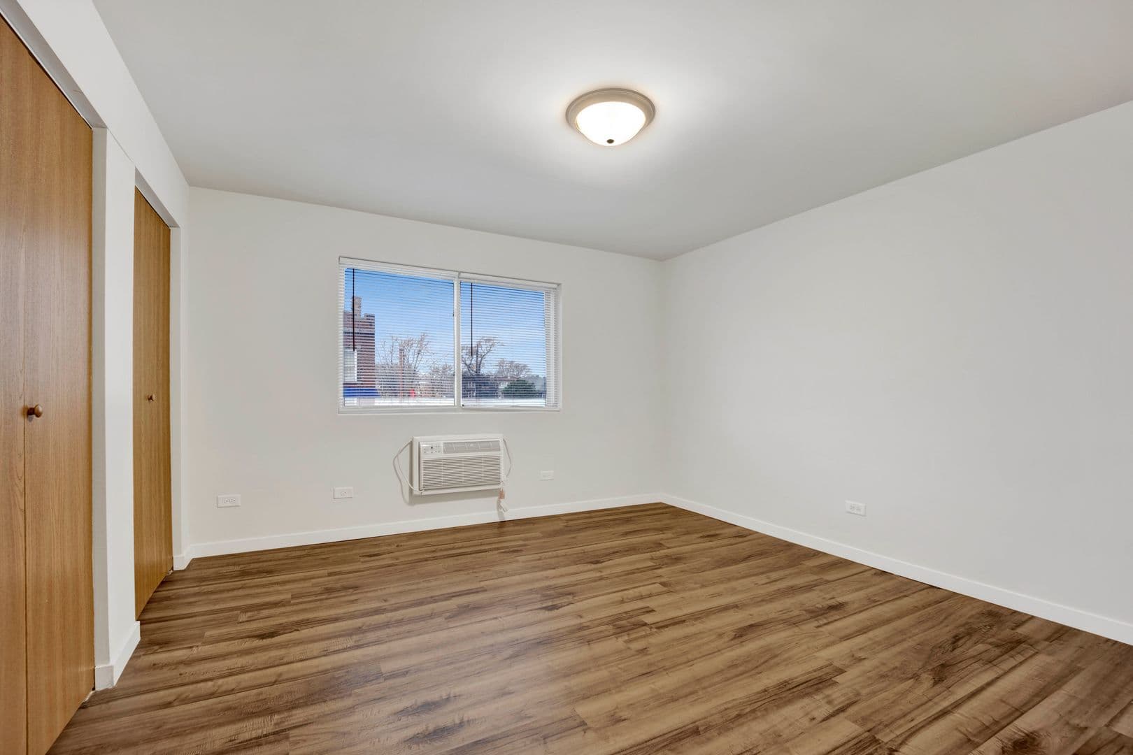 Cicero Apartment: 4747 19th Street