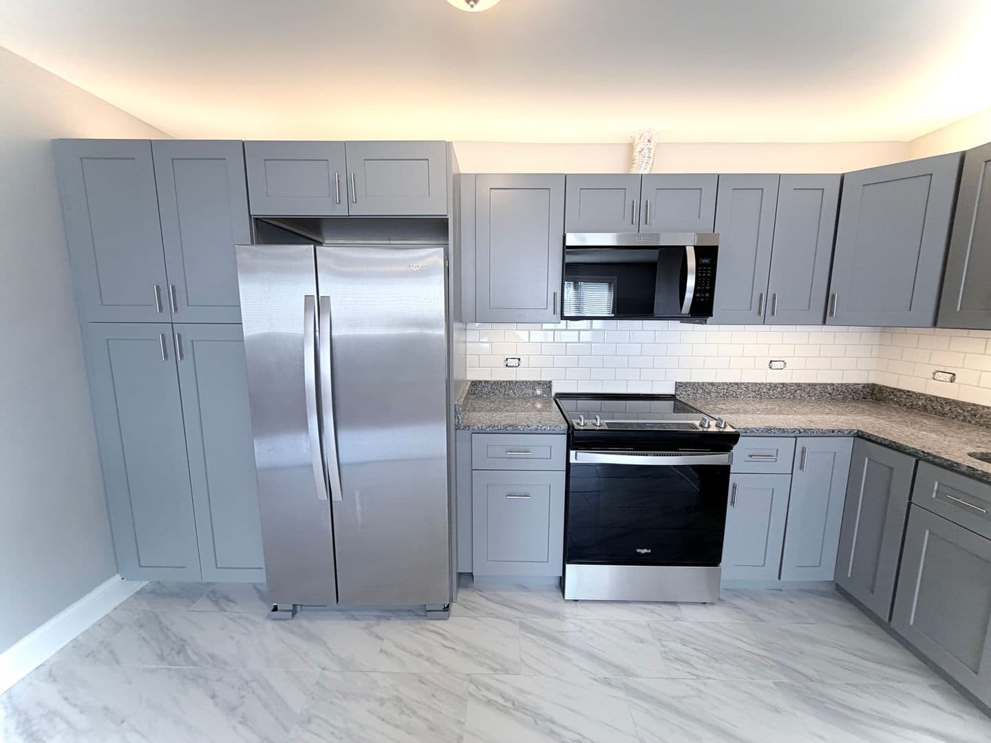 Melrose Park Apartment: 2069 North 18th Avenue