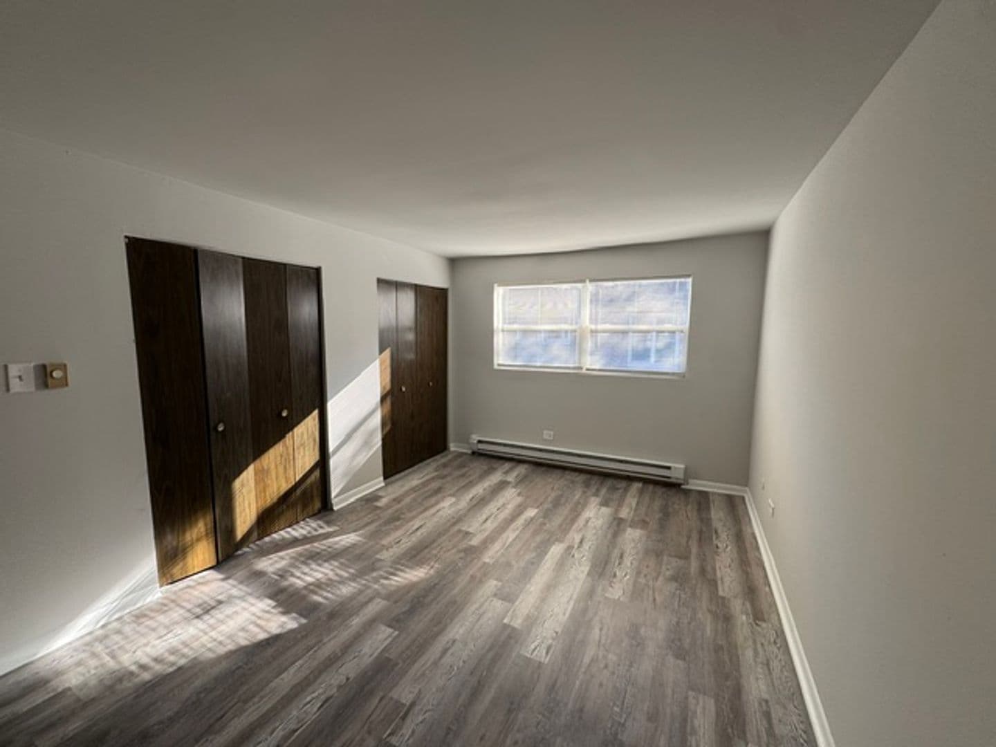 Alsip Apartment: 4329 West Park Lane Drive