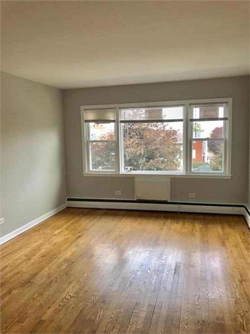 Melrose Park Apartment: 1500-04 North 22nd Avenue