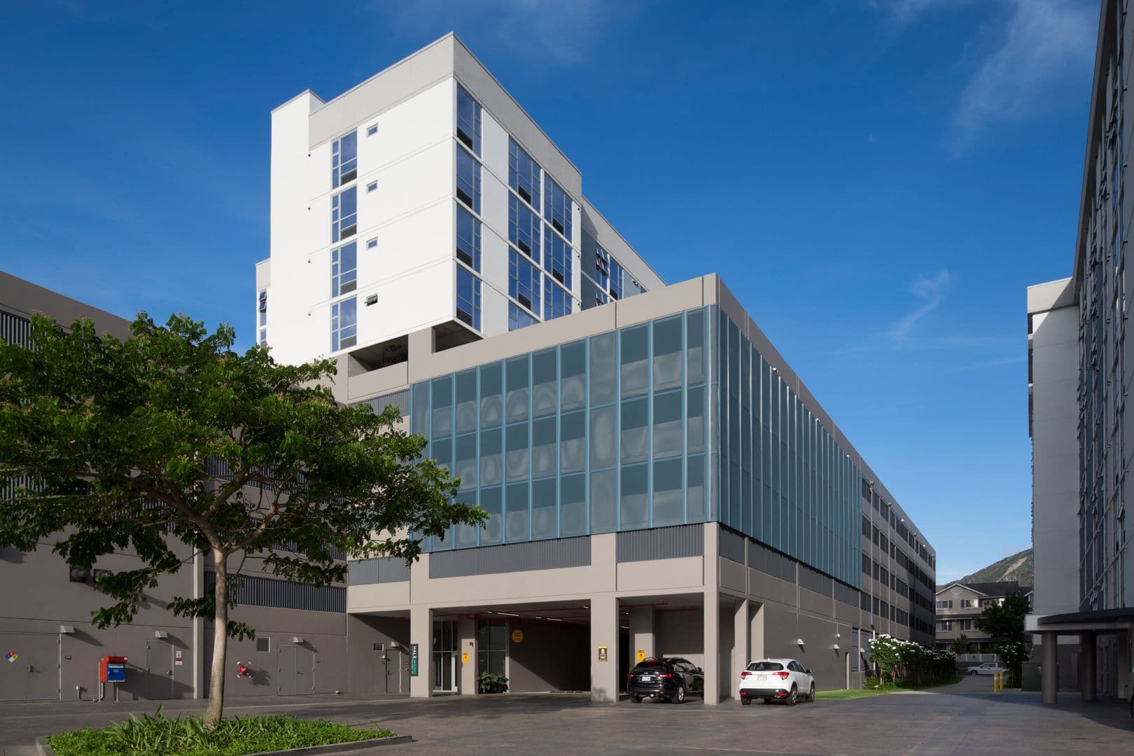 Honolulu Apartment: 7002 Hawaii Kai Drive