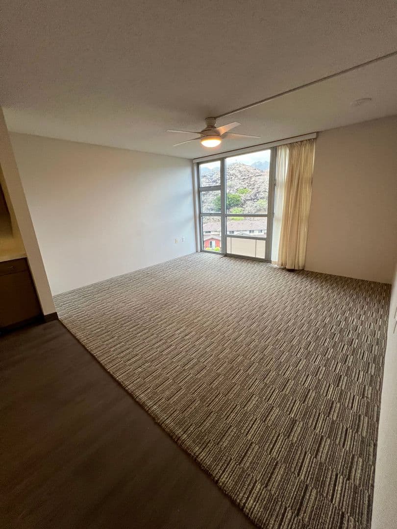Honolulu Apartment: 7002 Hawaii Kai Drive