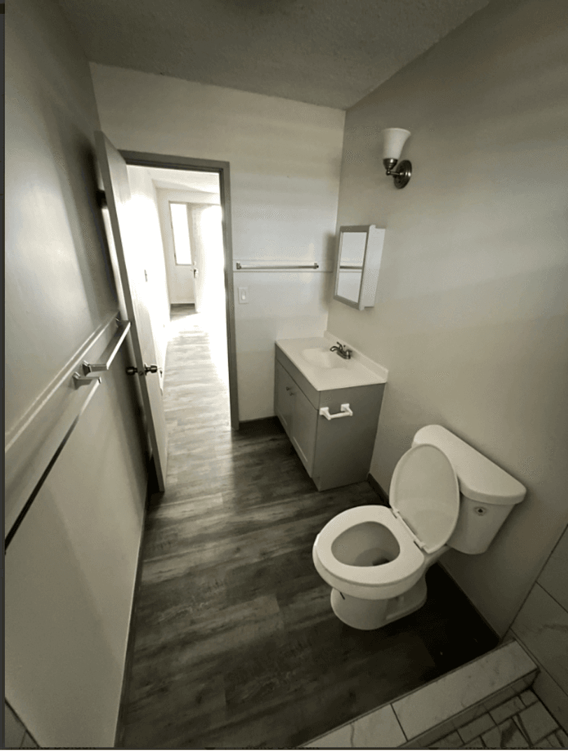 Honolulu Apartment: 910 Birch Street