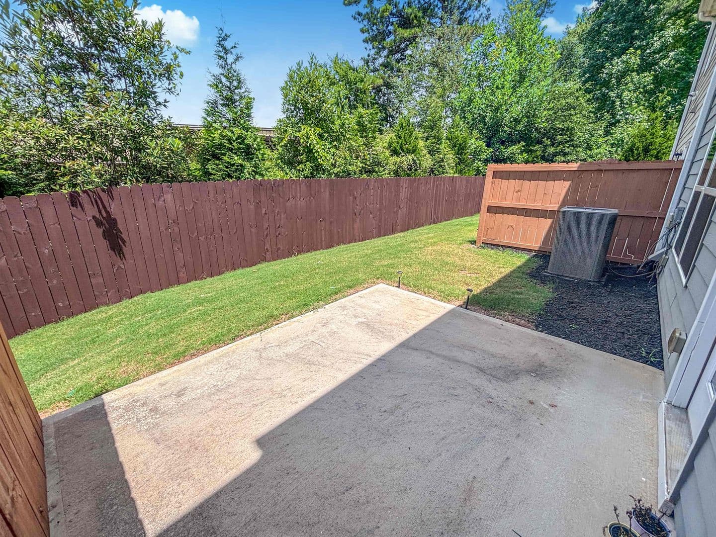 Mableton House: 5784 Silver Lake Dr