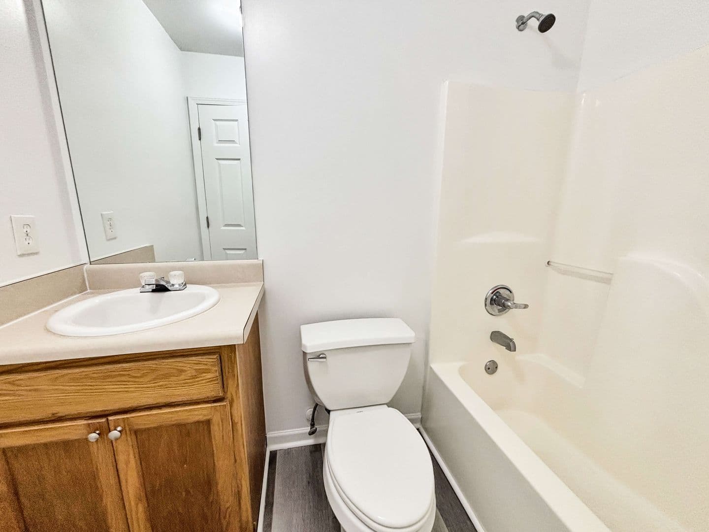 Cartersville House: 1402 Stonehaven Circle