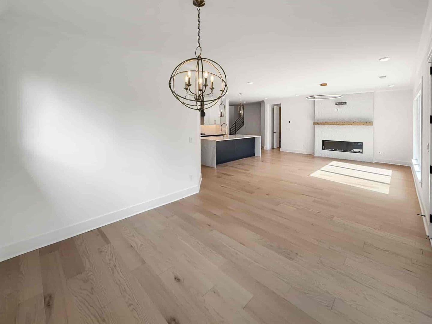Marietta House: 1953 Sage Lk Bnd