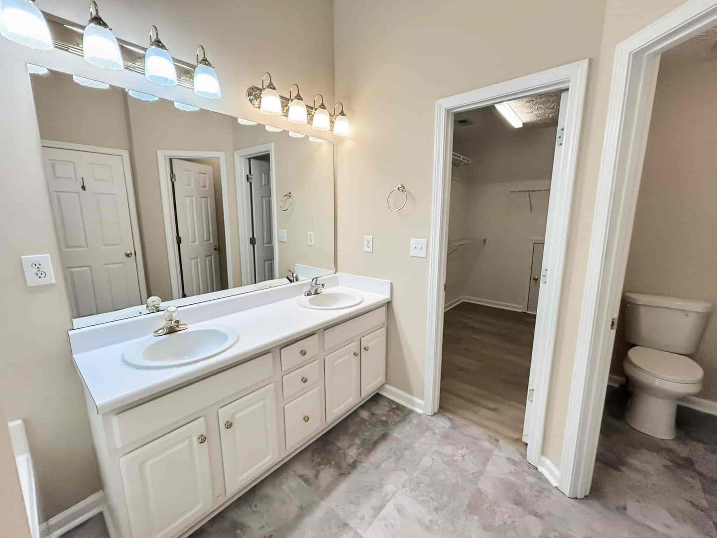Mableton House: 6090 Farmwood Way SE