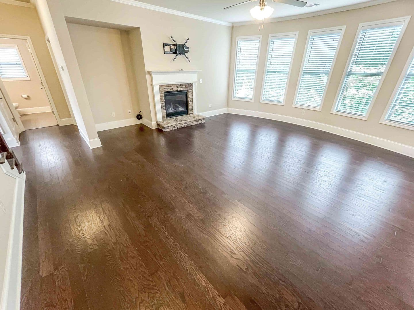 Cumming House: 5840 Zelkova Drive