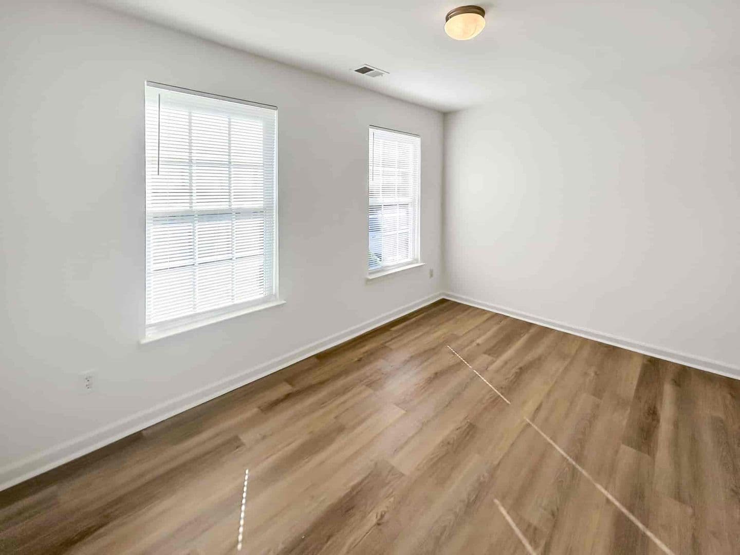 Cartersville House: 1302 Stonehaven Circle