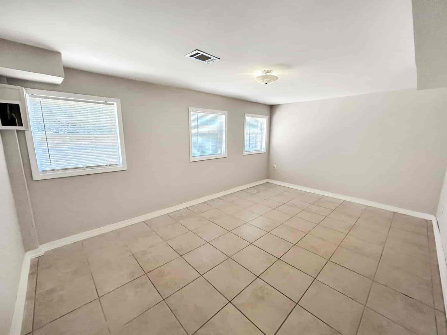 Marietta House: 1330 Woodhill Drive