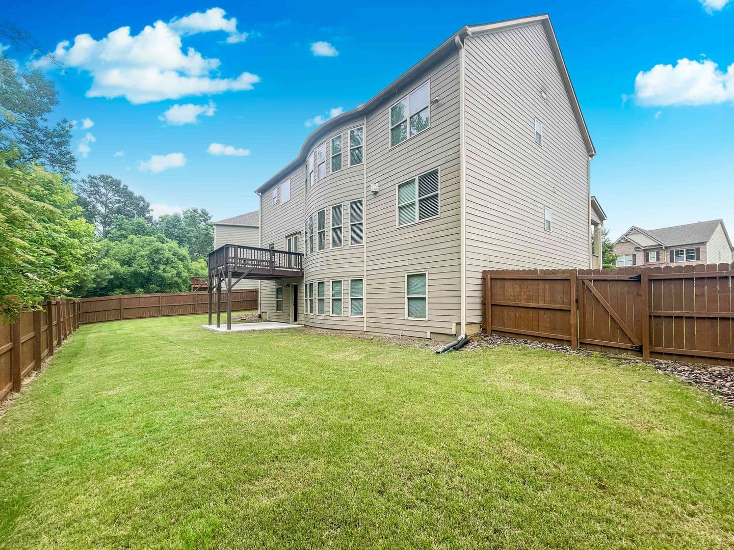 Cumming House: 5840 Zelkova Drive