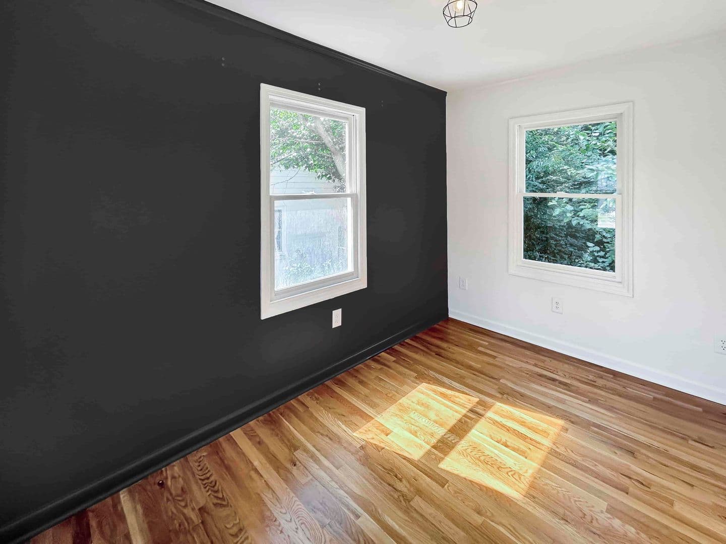 Marietta House: 230 Aviation Rd SE