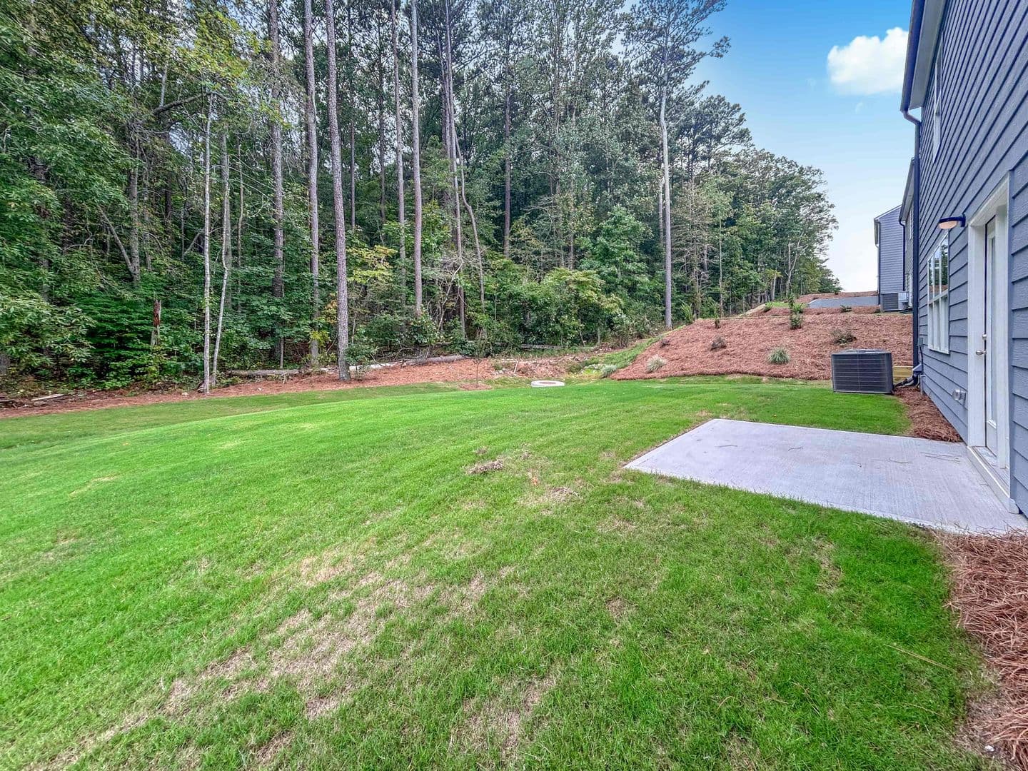 Dallas House: 329 Creekview Wy