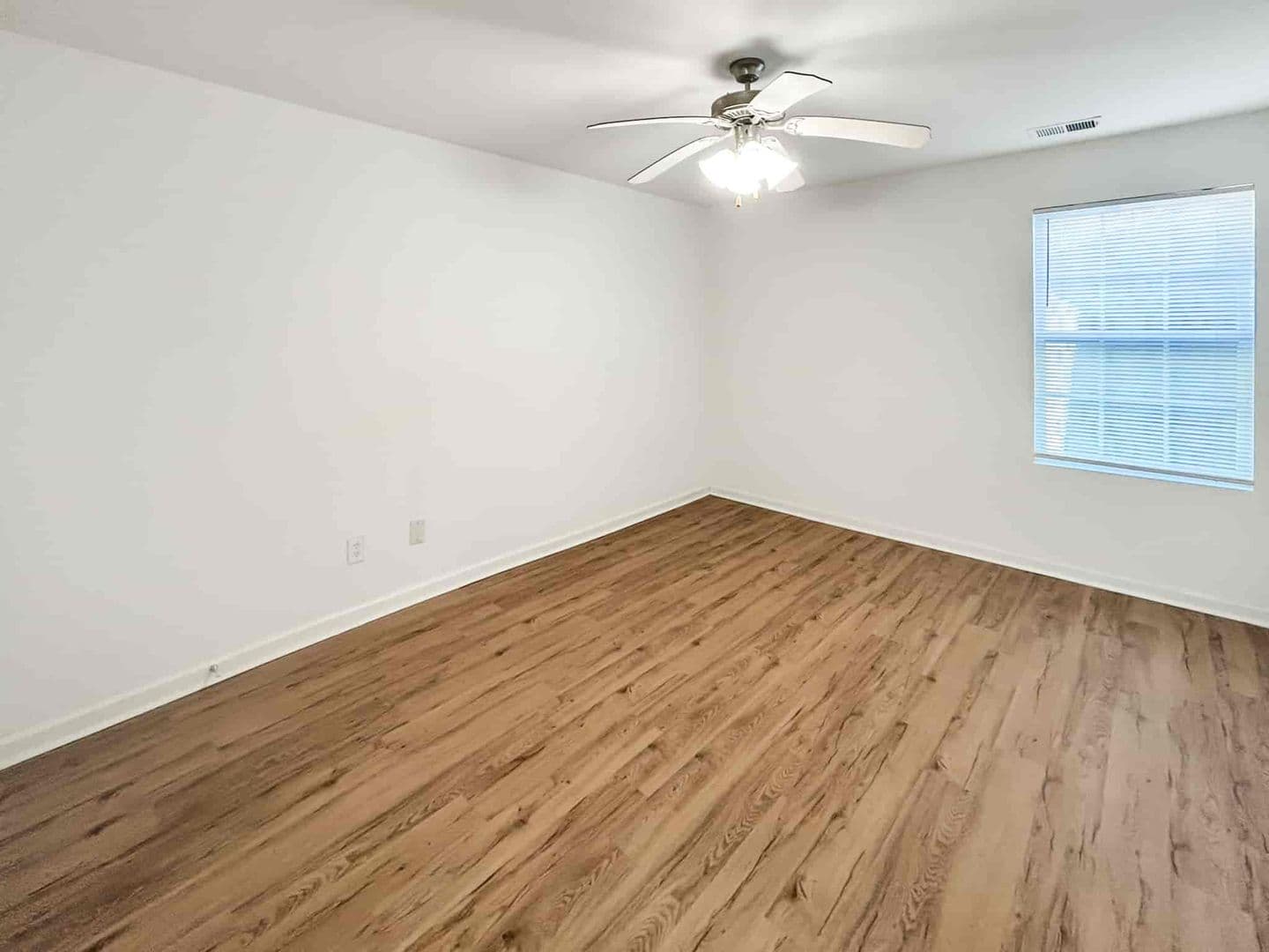 Cartersville House: 1302 Stonehaven Circle