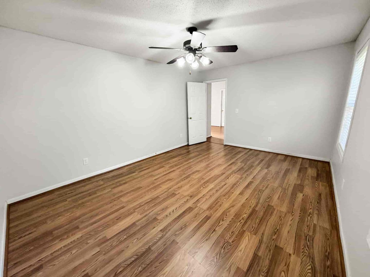 Austell House: 4902 Jocks Ln