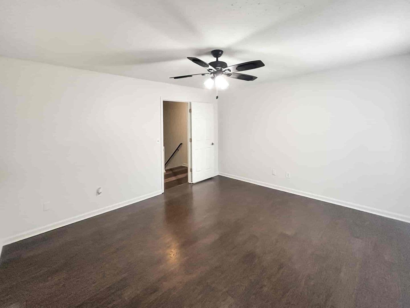 Smyrna House: 1044 Oaks Pkwy Se