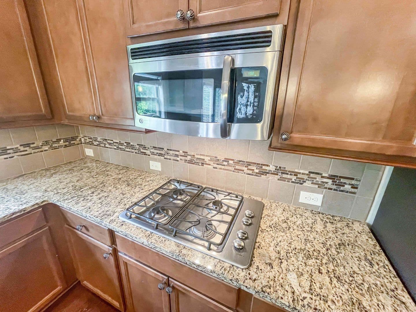 Cumming House: 5840 Zelkova Drive