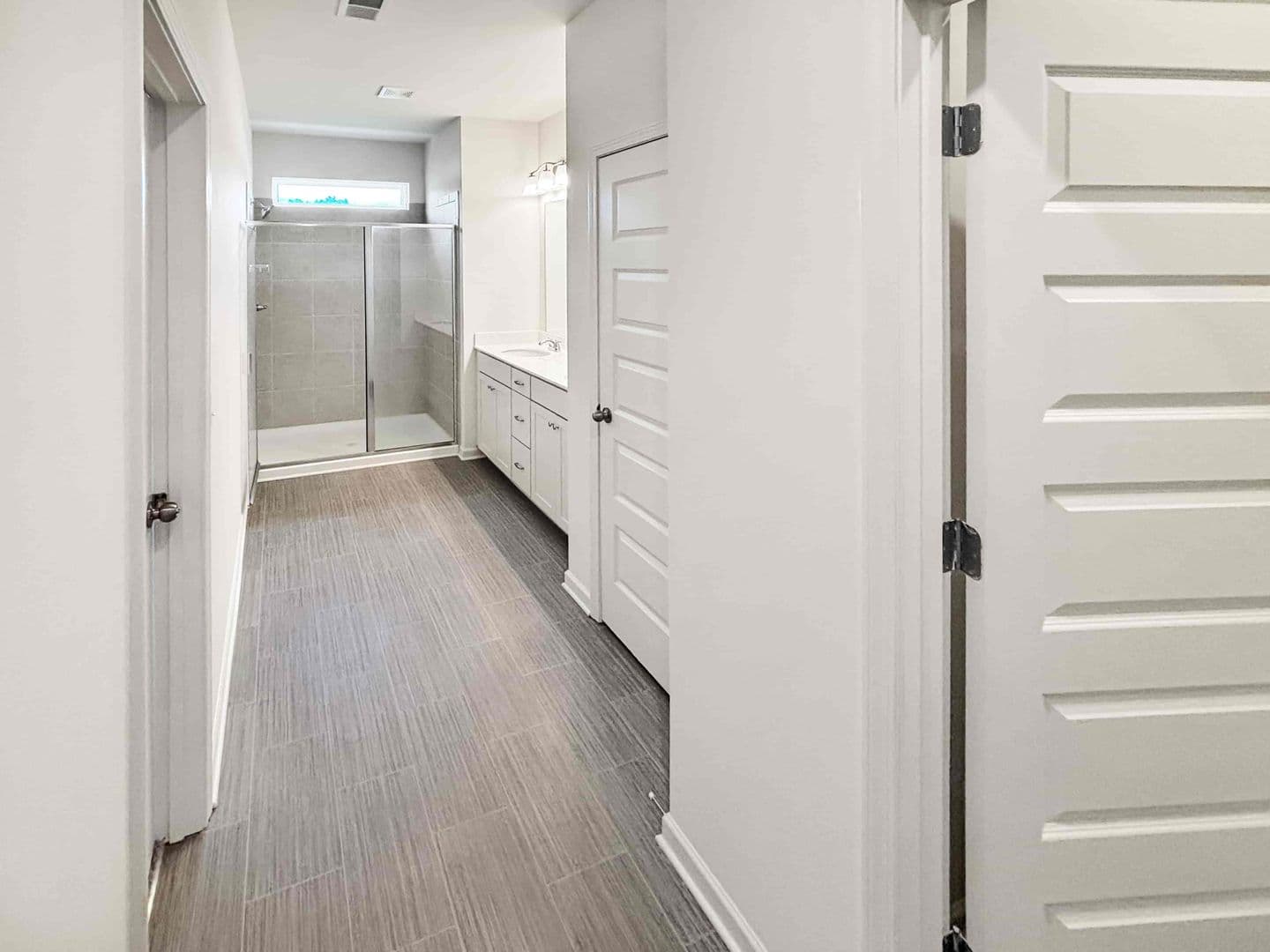 Mableton House: 5784 Silver Lake Dr