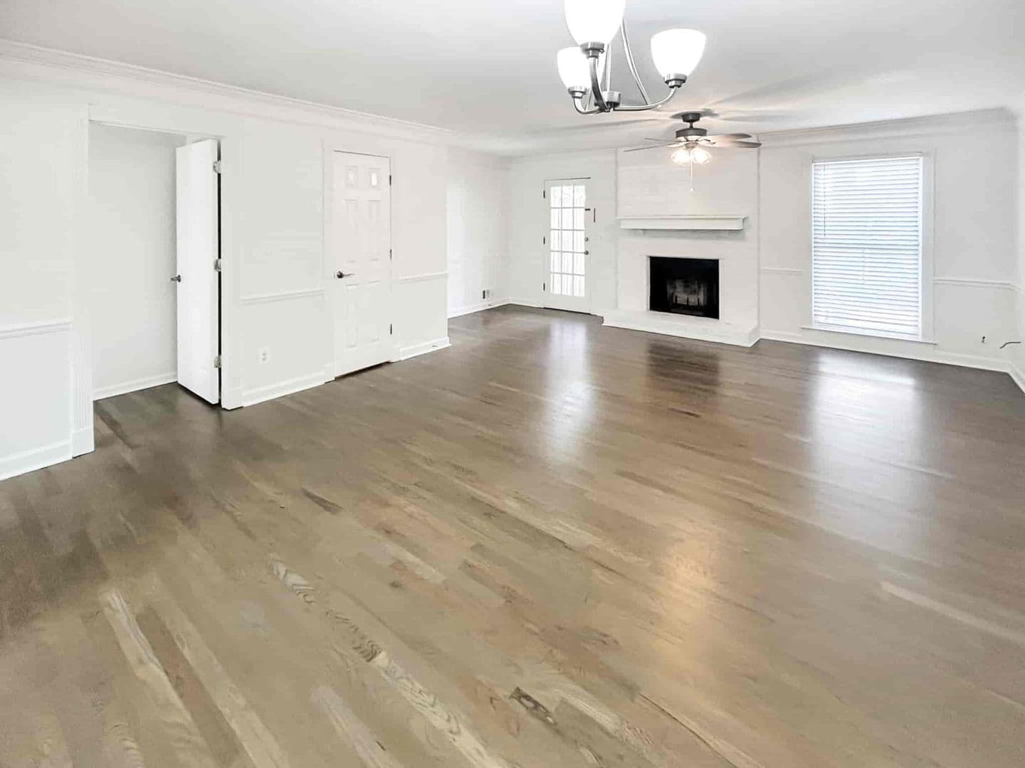 Smyrna House: 1044 Oaks Pkwy Se