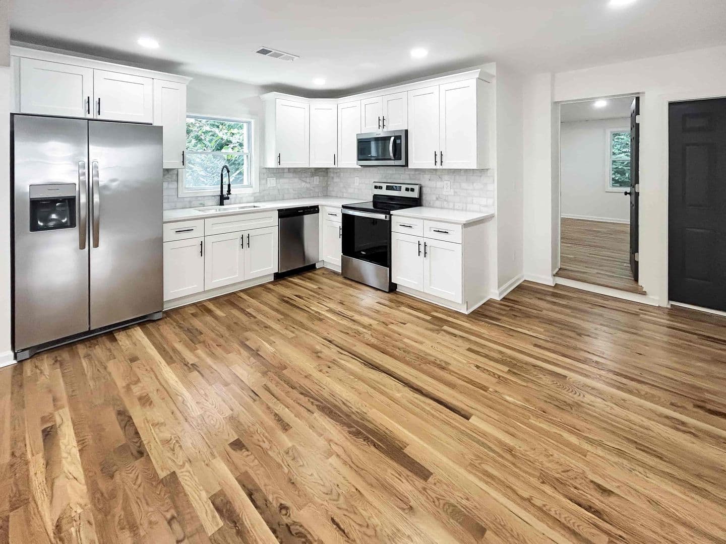 Marietta House: 230 Aviation Rd SE
