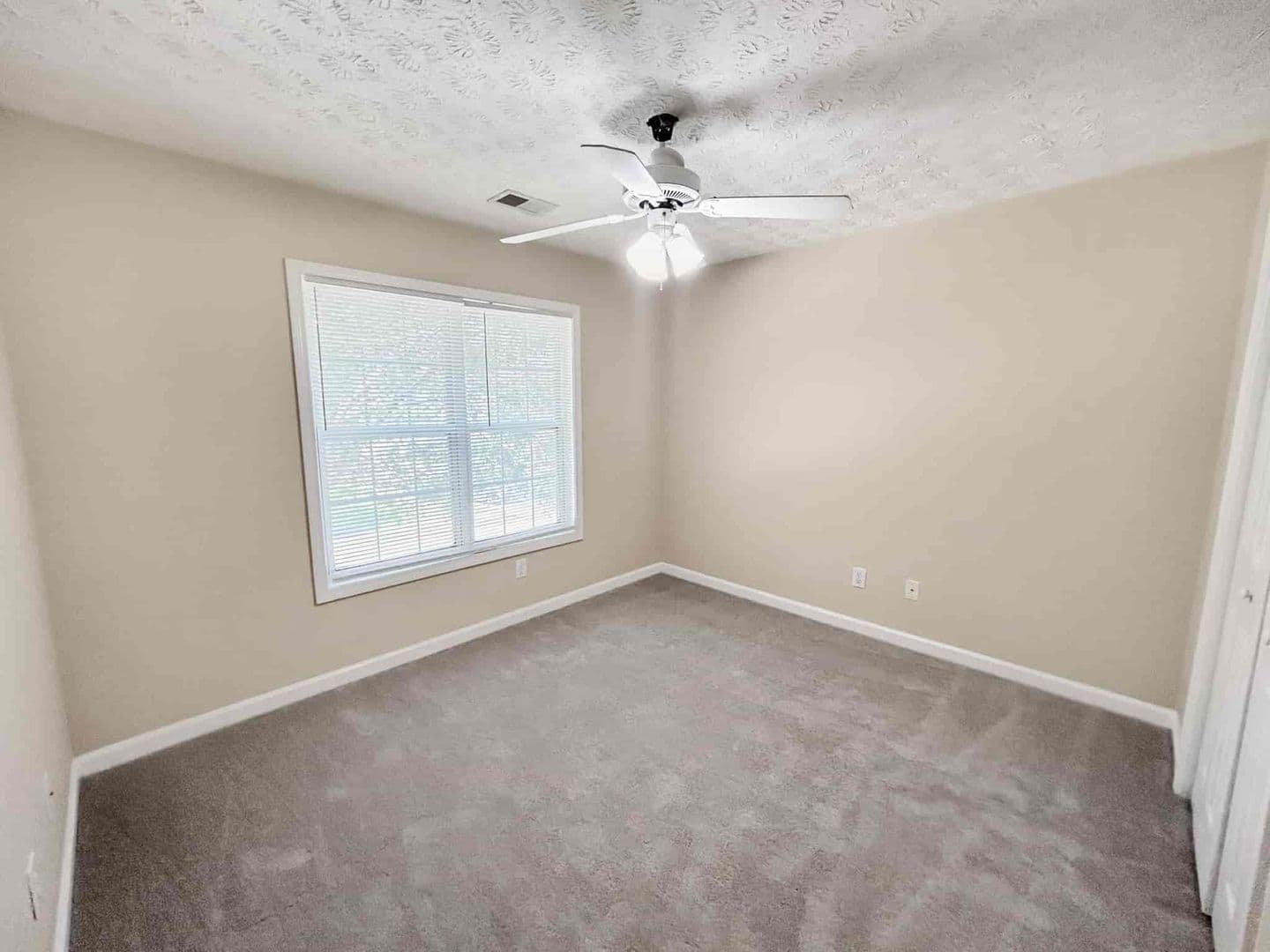 Mableton House: 6090 Farmwood Way SE