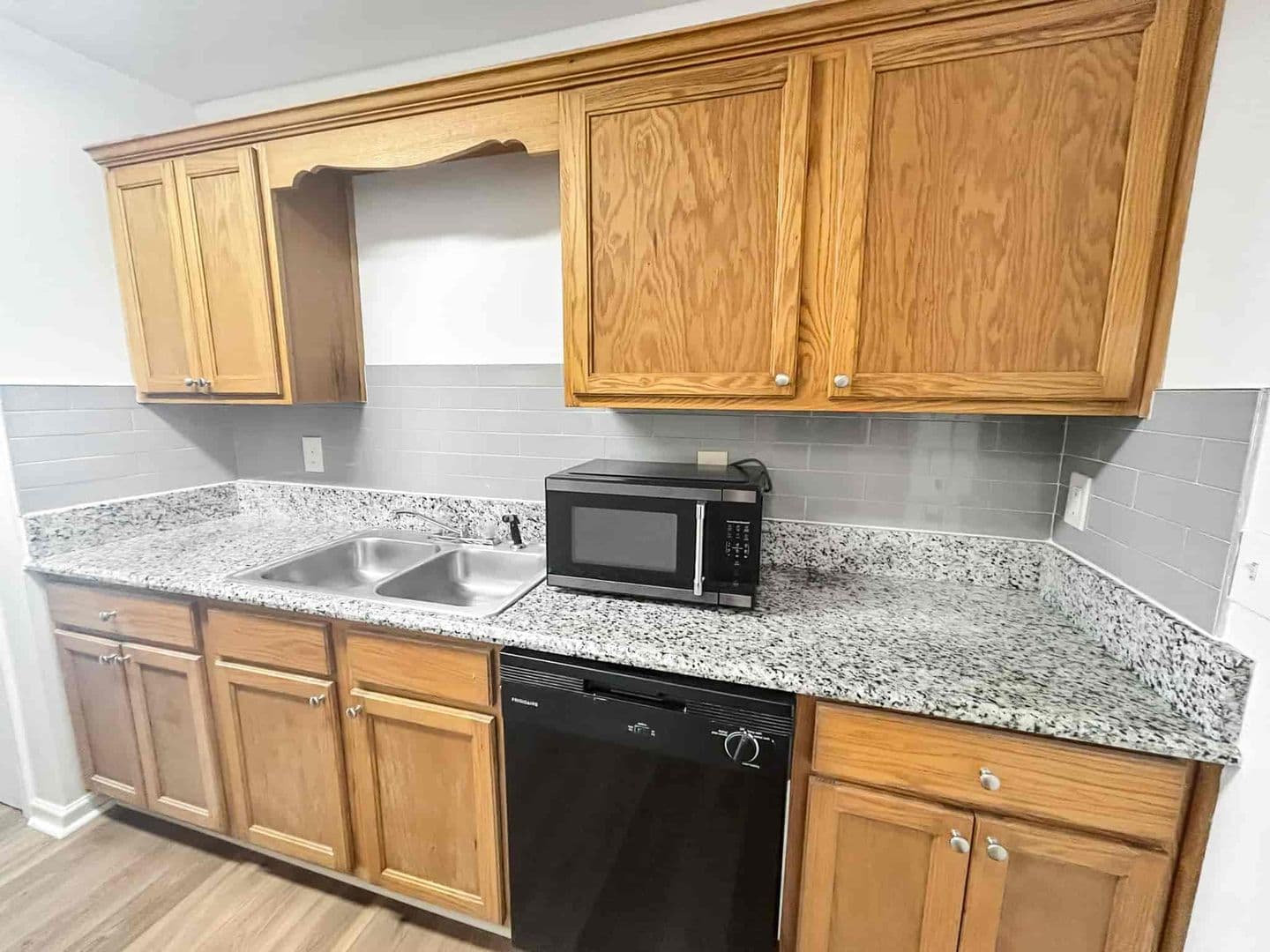 Cartersville House: 1302 Stonehaven Circle