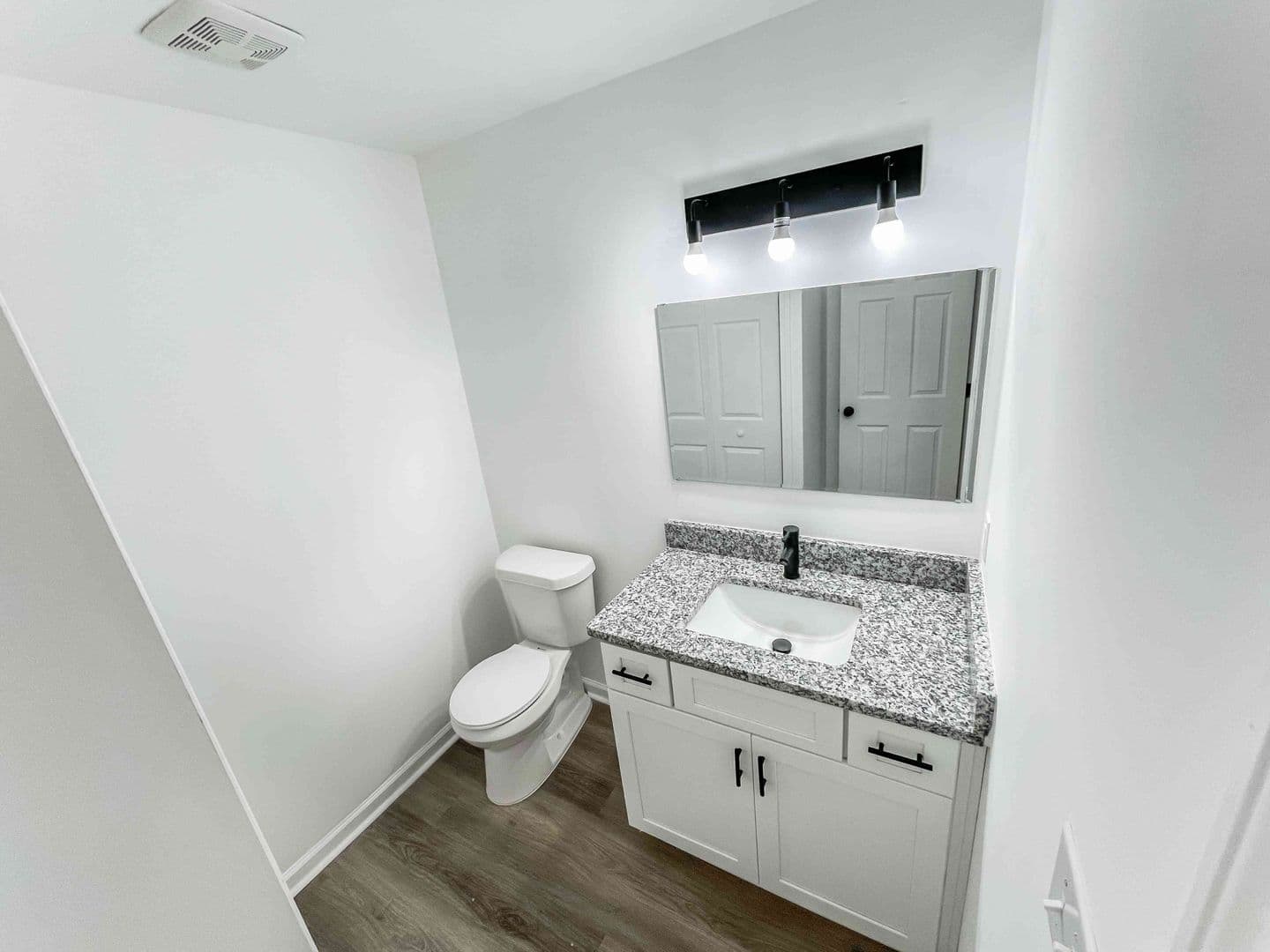 Atlanta House: 167 Racine St SW