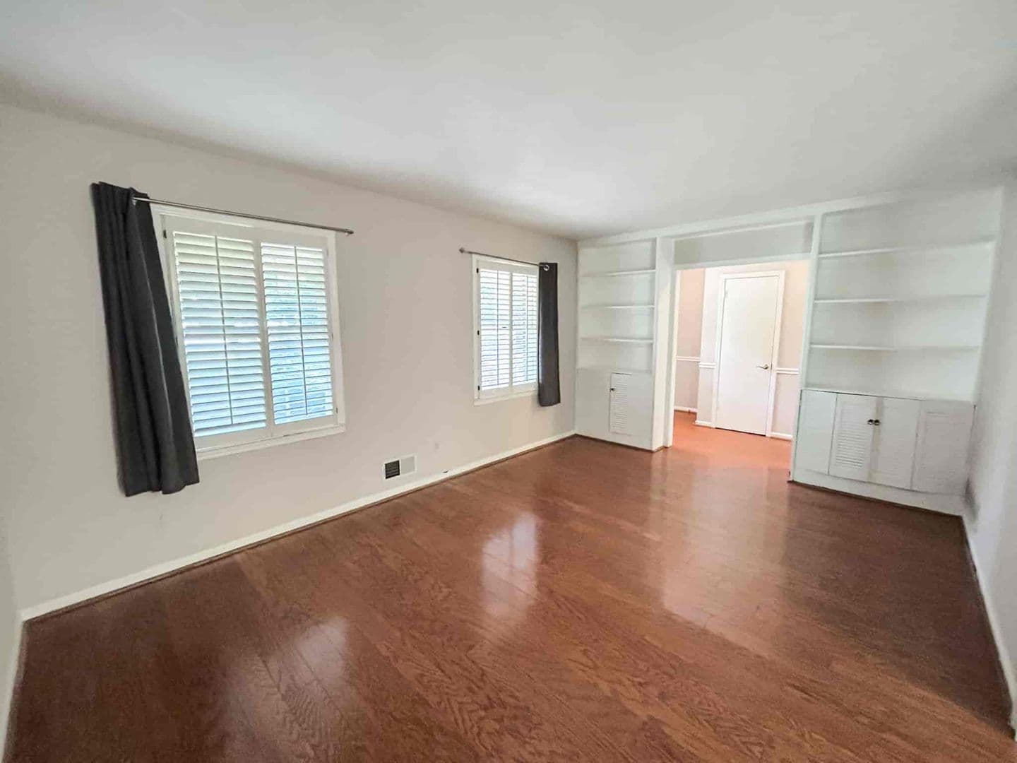 Marietta House: 1330 Woodhill Drive