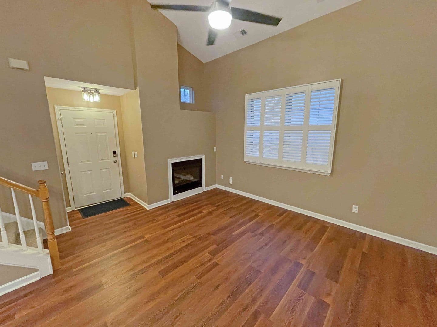 Acworth House: 182 Windcroft Court