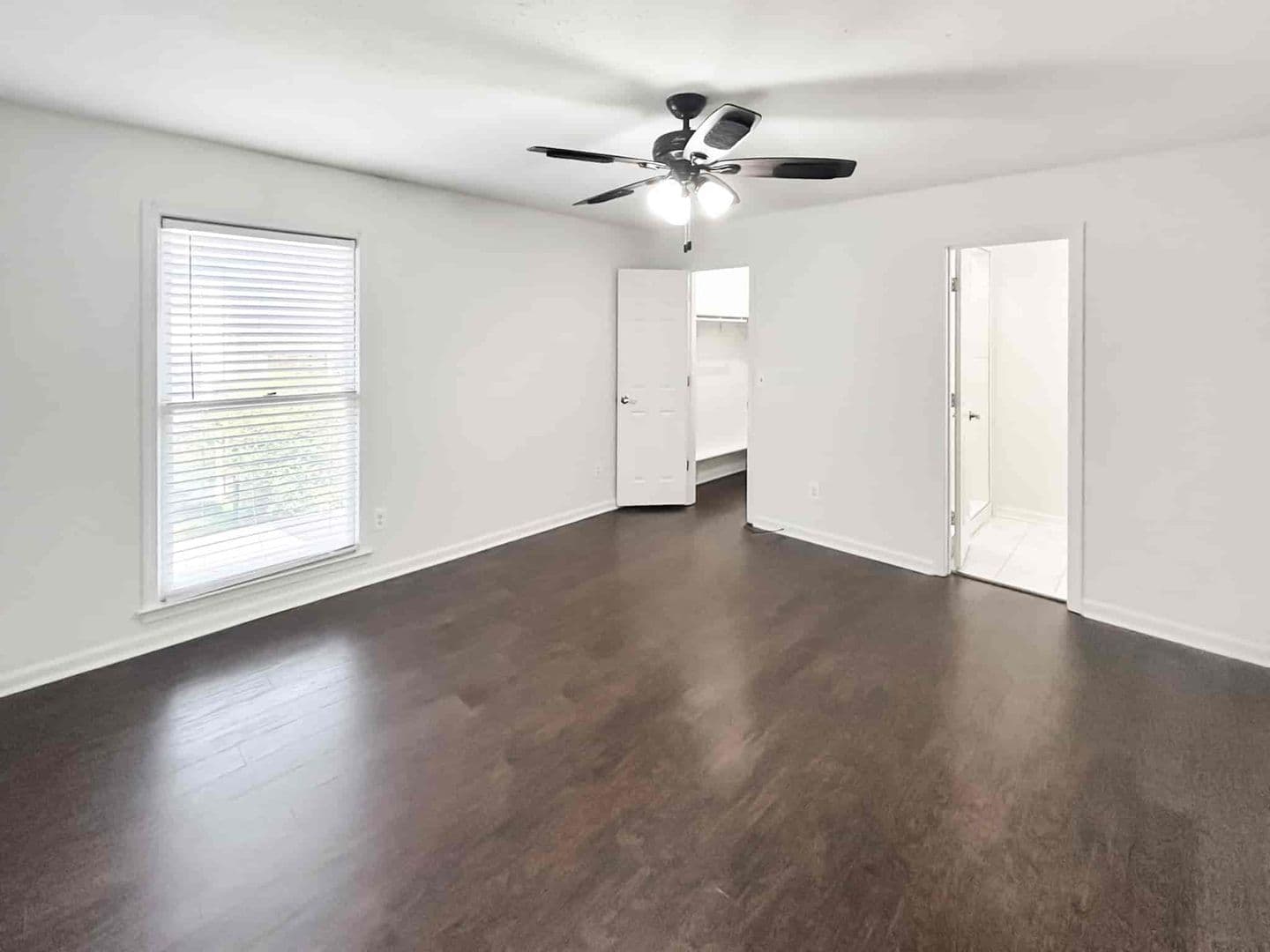 Smyrna House: 1044 Oaks Pkwy Se