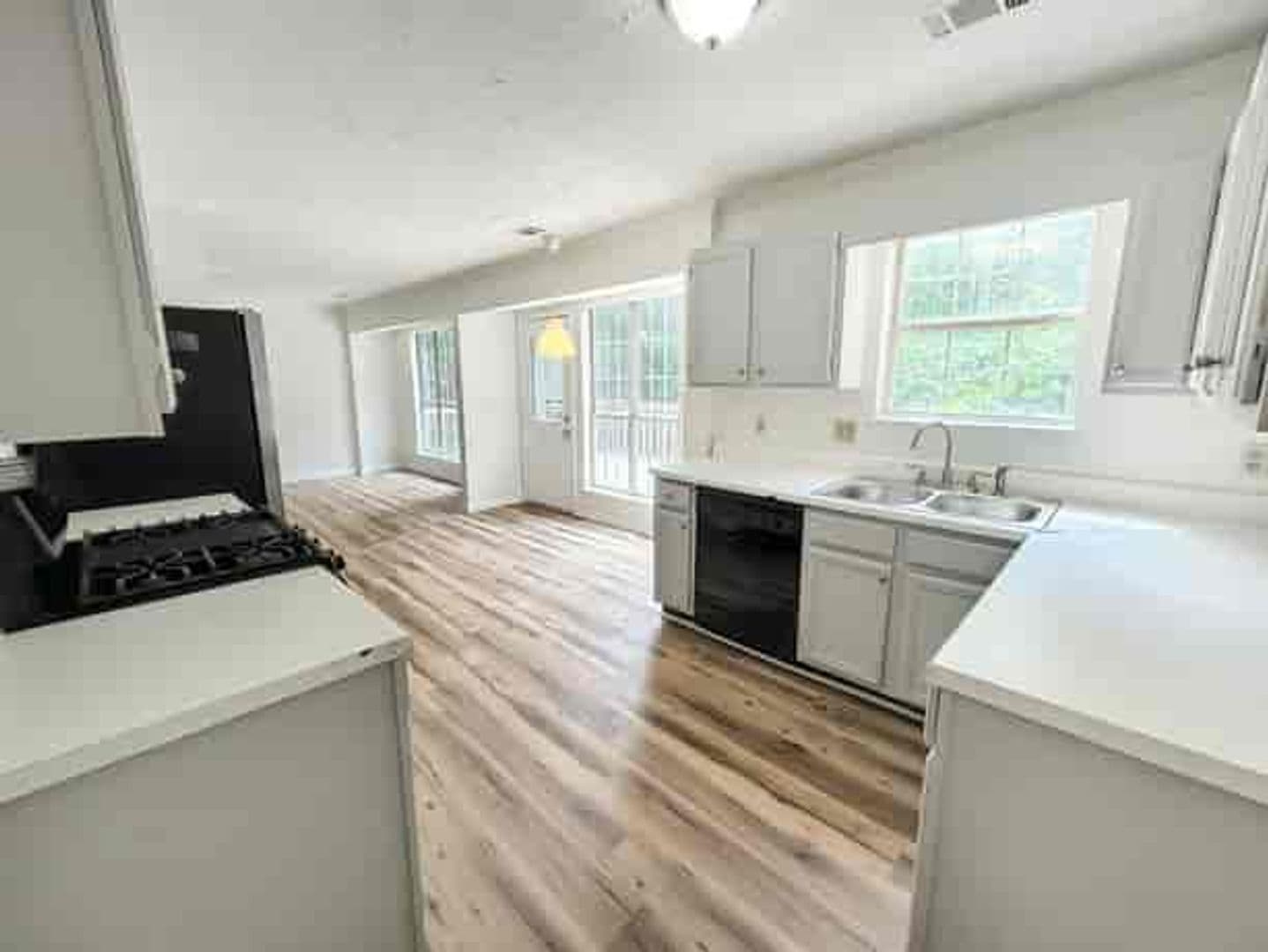 Alpharetta House: 2945 Georgian Manor Dr