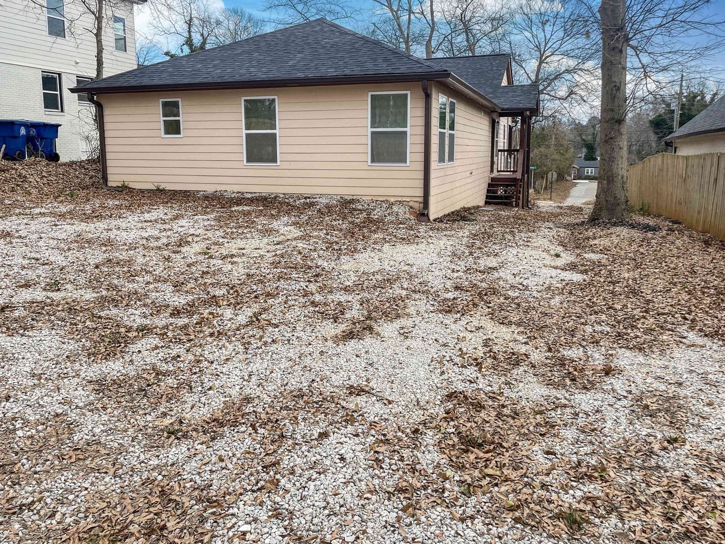 Atlanta House: 167 Racine St SW