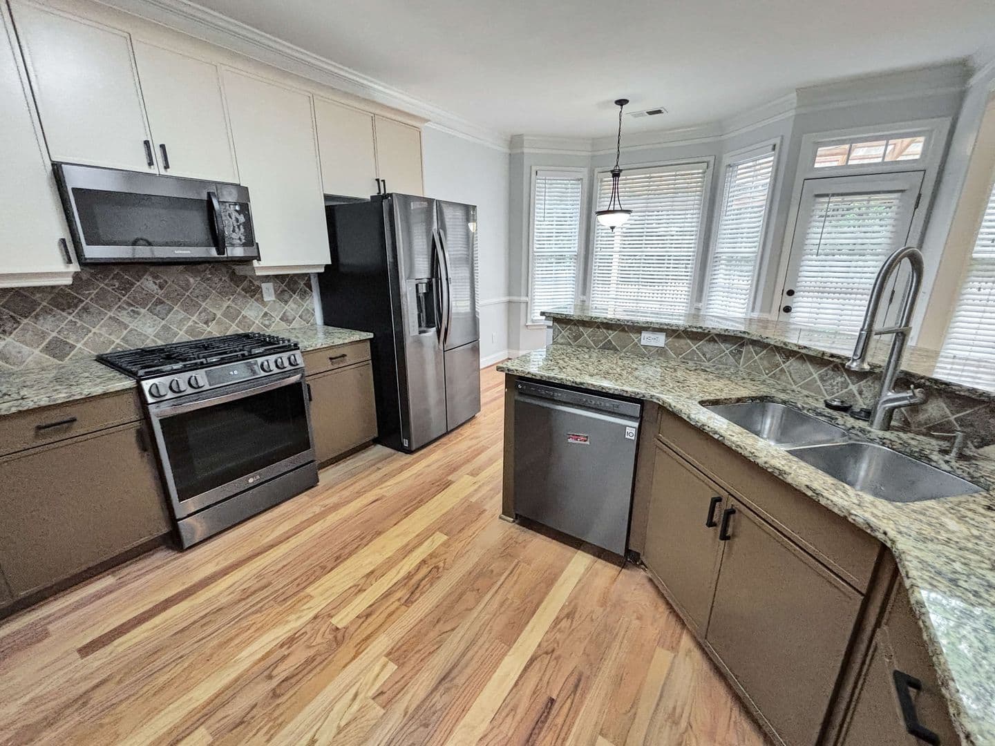Mableton House: 5312 Vinings Lake View Sw