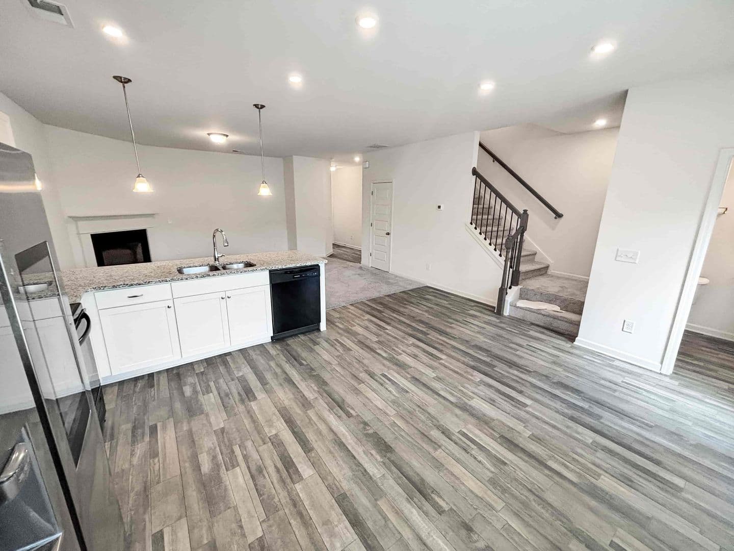 Mableton House: 5784 Silver Lake Dr