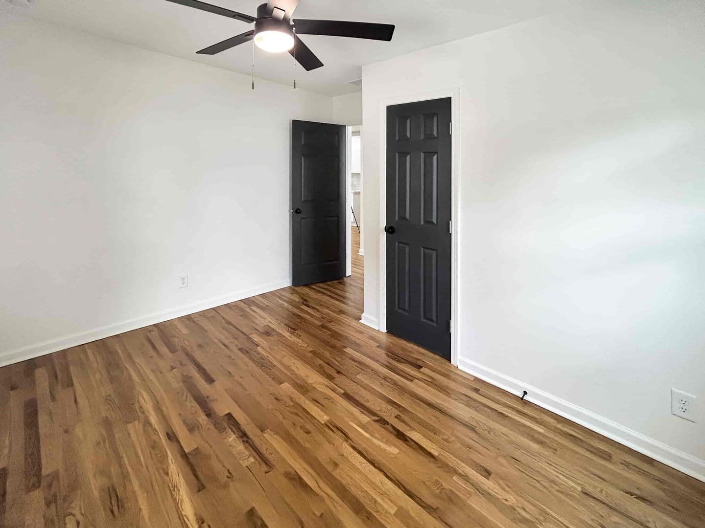 Marietta House: 230 Aviation Rd SE