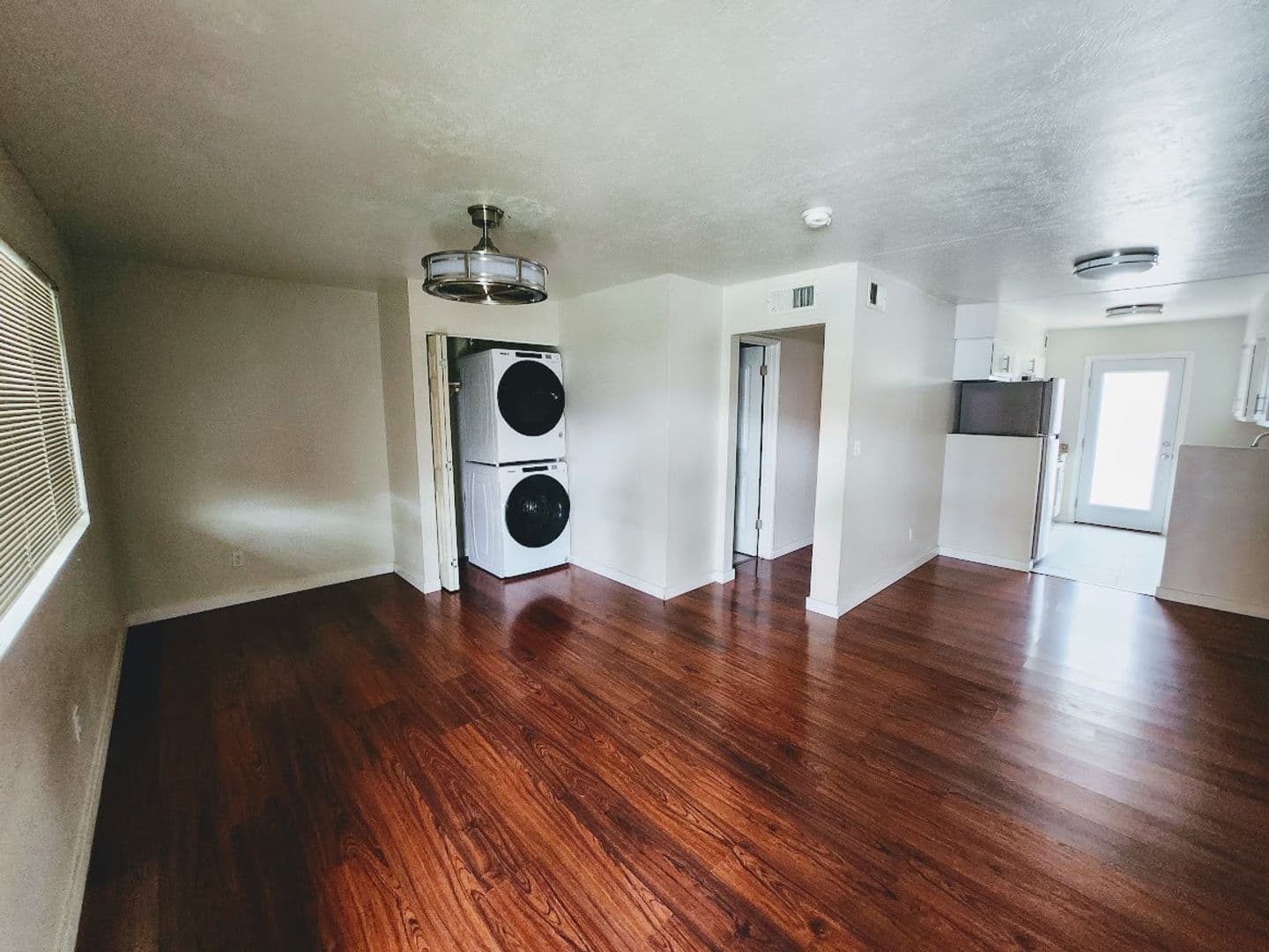 Tempe Apartment: 402 S. Beck Ave