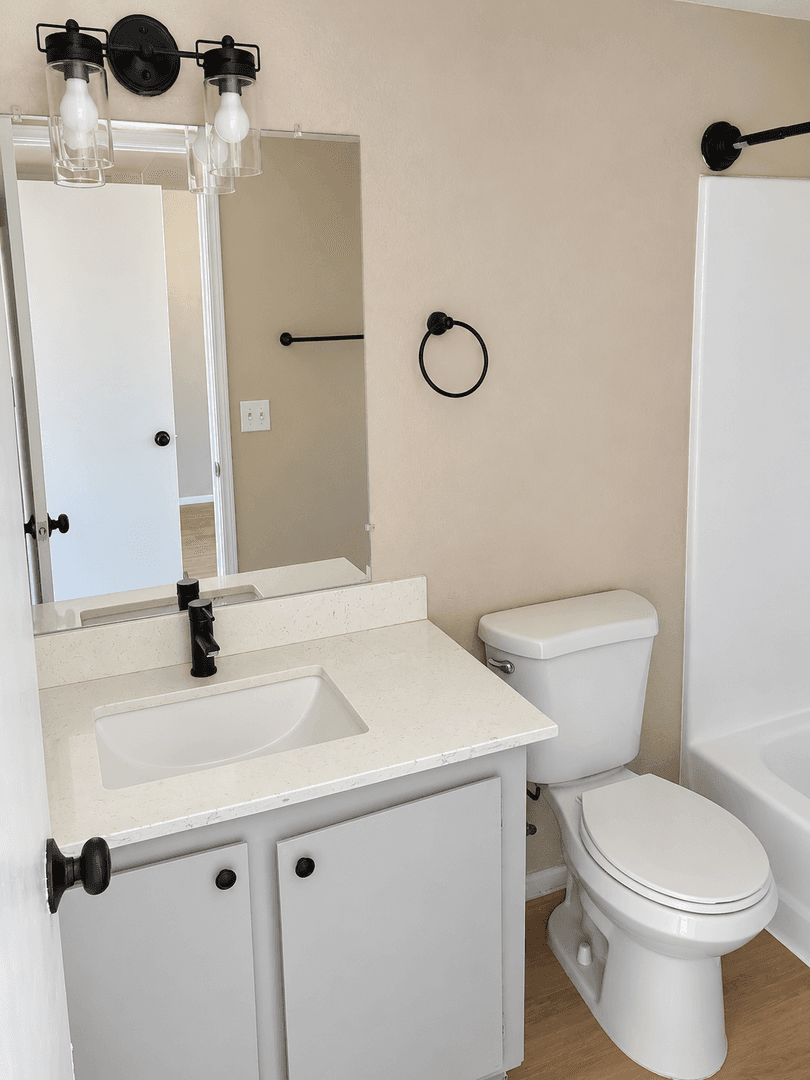 Phoenix Apartment: 1448-1452 E Cinnabar Ave