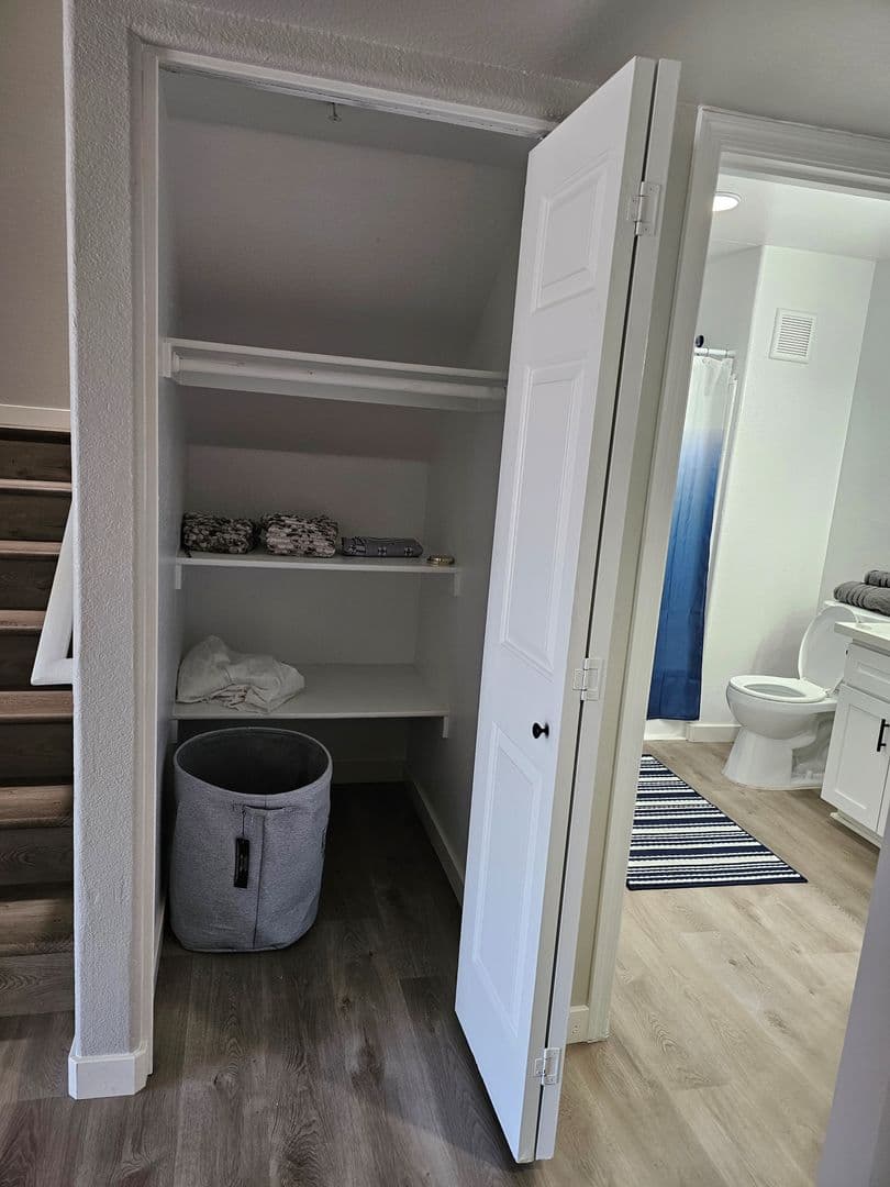 Peoria Townhome: 8930 W. Monroe St