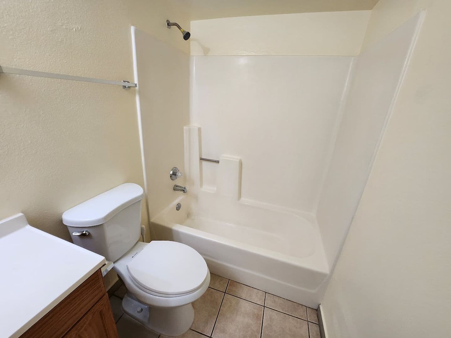 Phoenix Apartment: 2725 E. Tierra Buena Ln