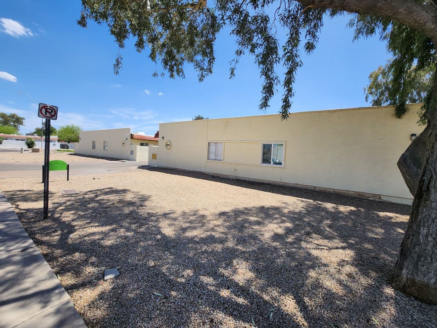 Phoenix Apartment: 2725 E. Tierra Buena Ln