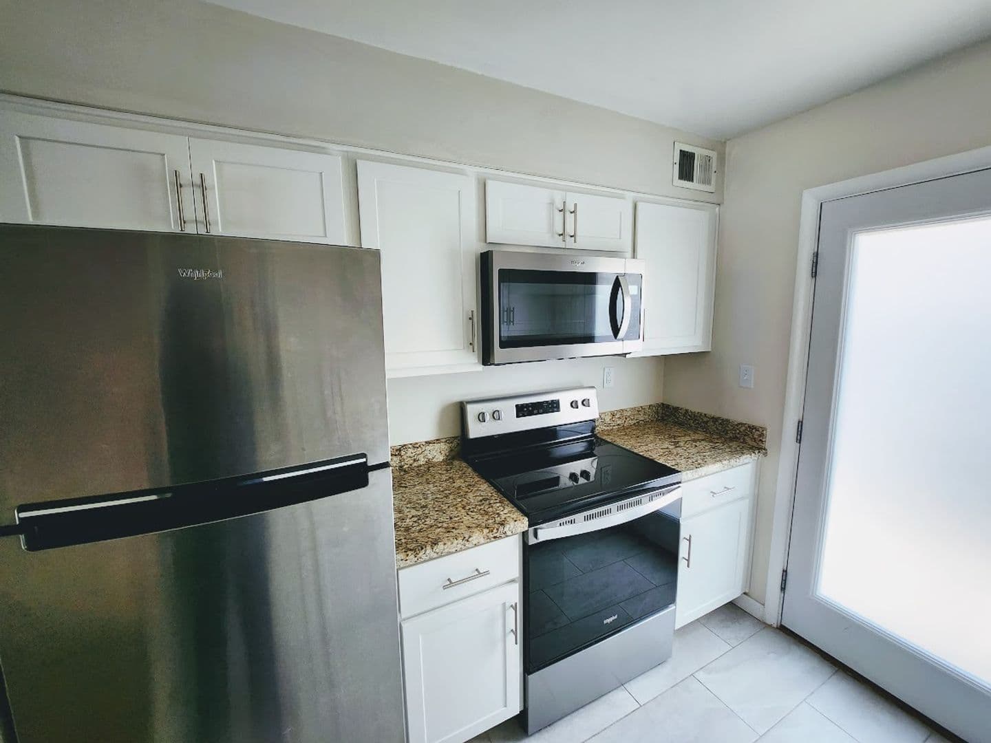 Tempe Apartment: 402 S. Beck Ave