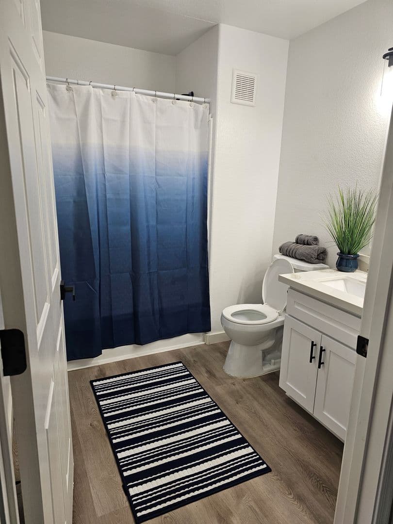 Peoria Townhome: 8930 W. Monroe St