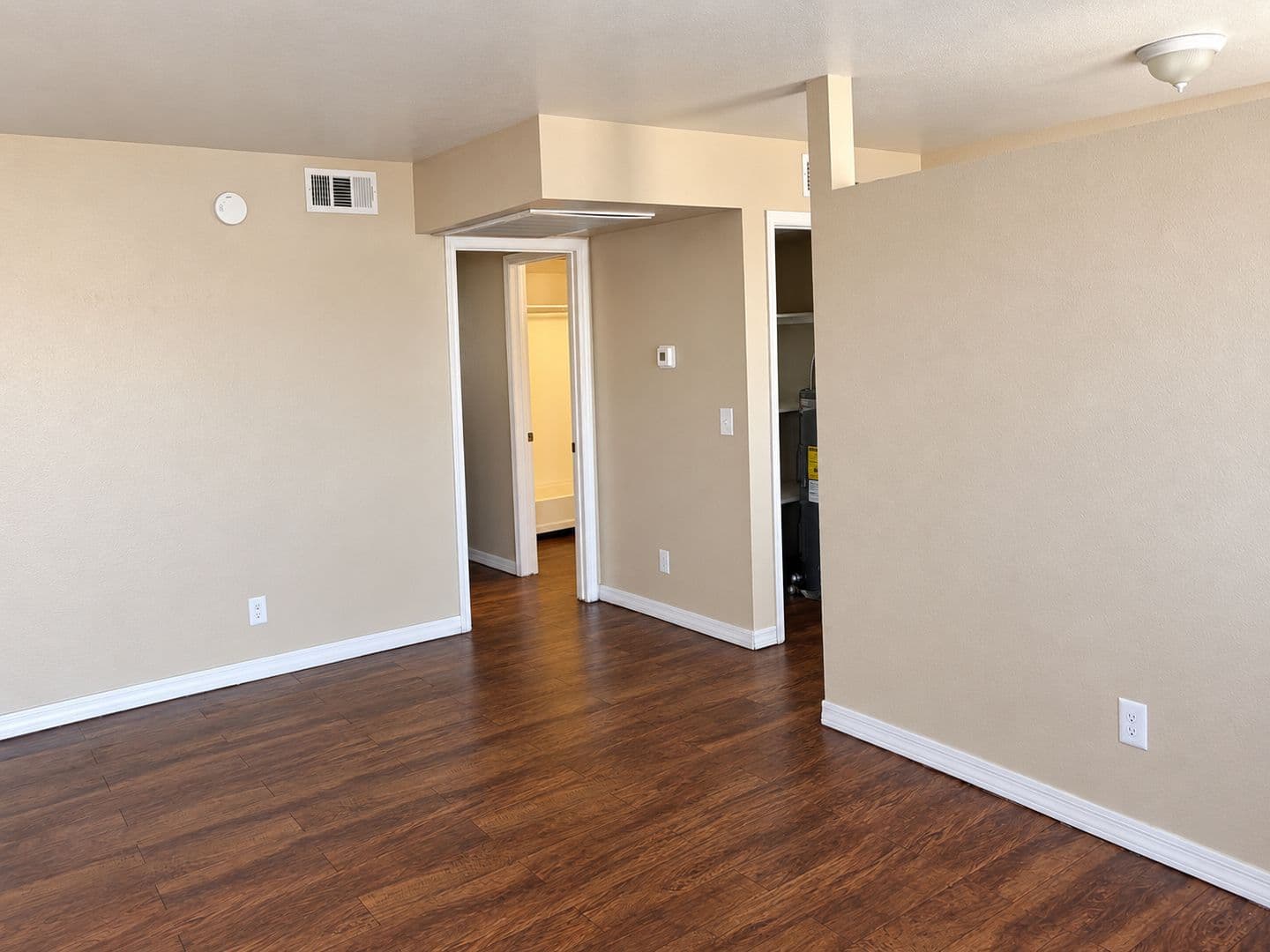 Phoenix Apartment: 1448-1452 E Cinnabar Ave