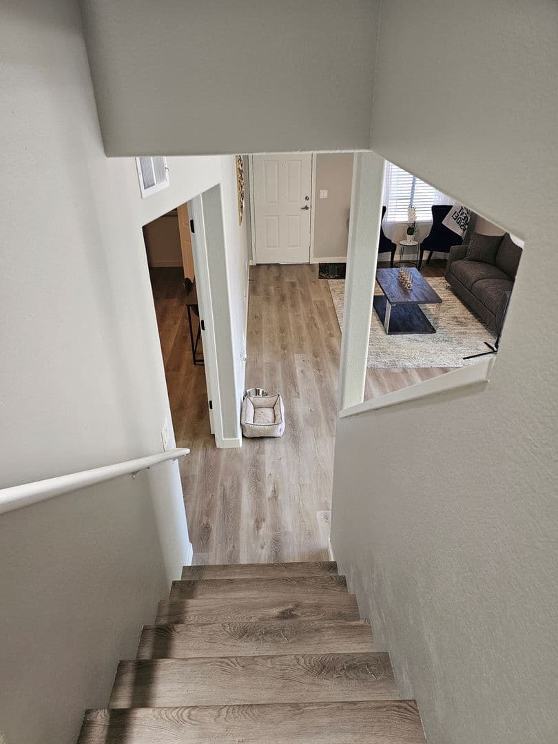 Peoria Townhome: 8930 W. Monroe St